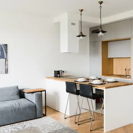 Luxlux Silver Dove Varšava