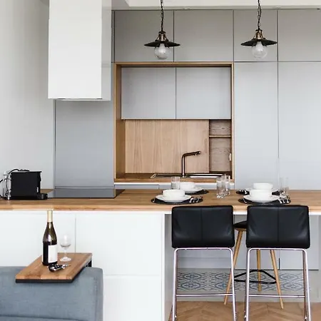 Luxlux Silver Dove Varšava