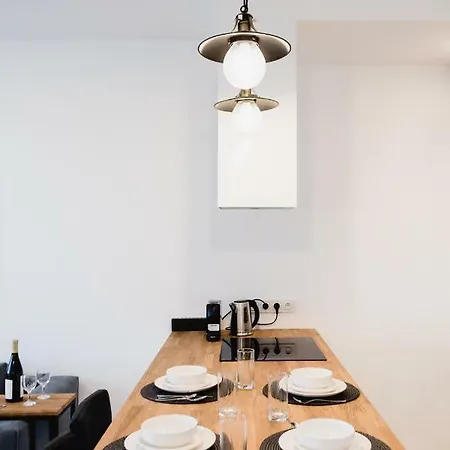 Luxlux Silver Dove Βαρσοβία